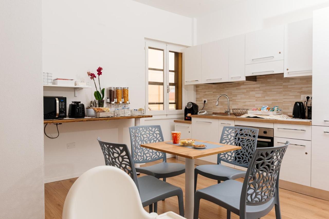 La Casa Di Ambra Hotel Порто Торес Екстериор снимка